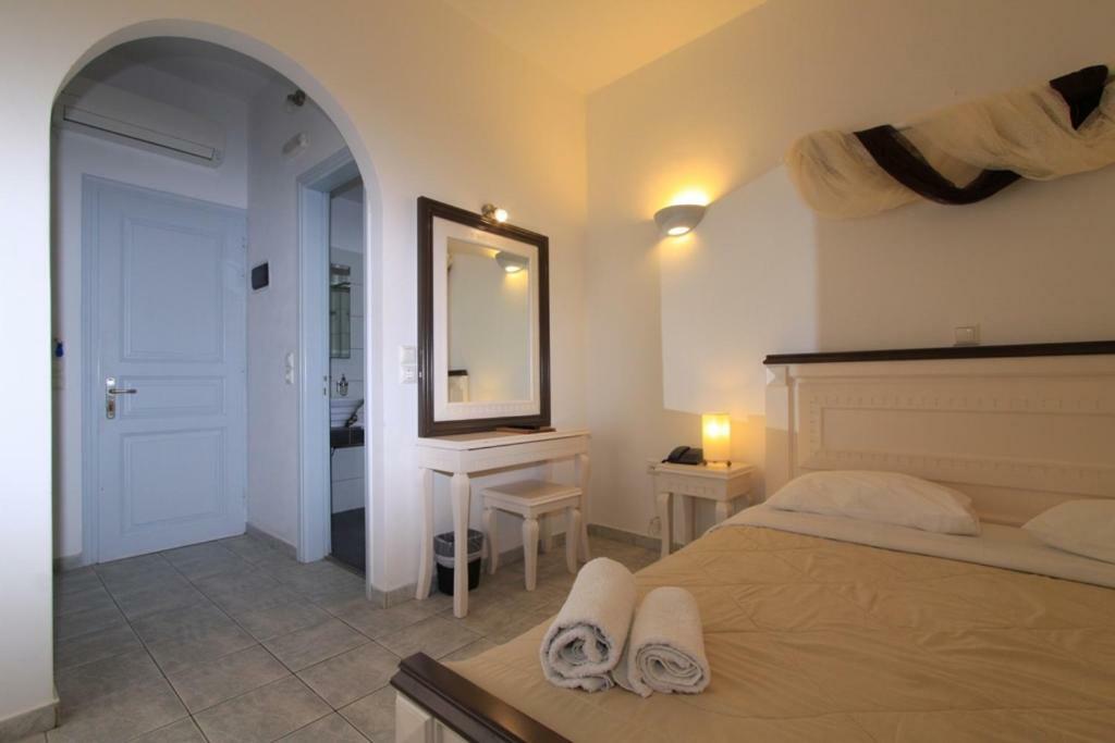 Kamári Sea Side Beach Hotel מראה חיצוני תמונה